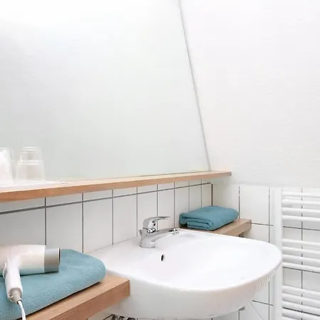 Aparthotel Parkhotel Flora 3*