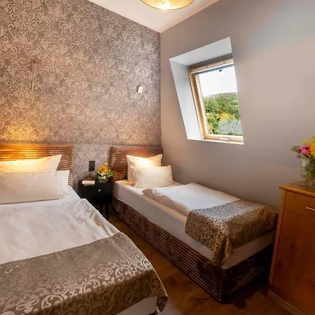 Apartahotel Parkhotel Flora 3*